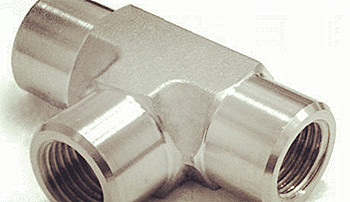 1584682661507292.jpg 不銹鋼過渡接頭的特點