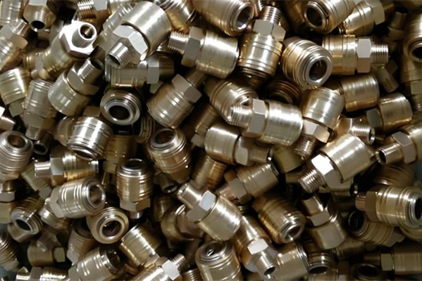 銅制過渡接頭的結(jié)構(gòu)、作用及連接方式 圖2